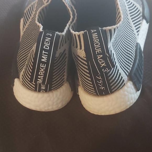 Adidas - Picture 3 of 4